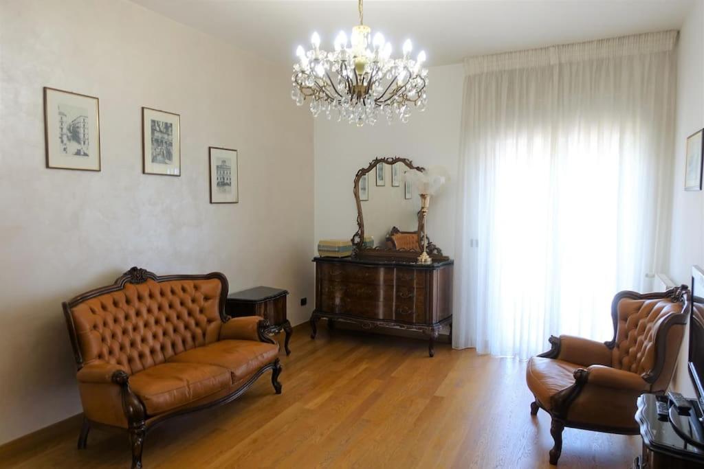 Bari 68 - Comfort Moderno & Fascino Antico Exteriör bild