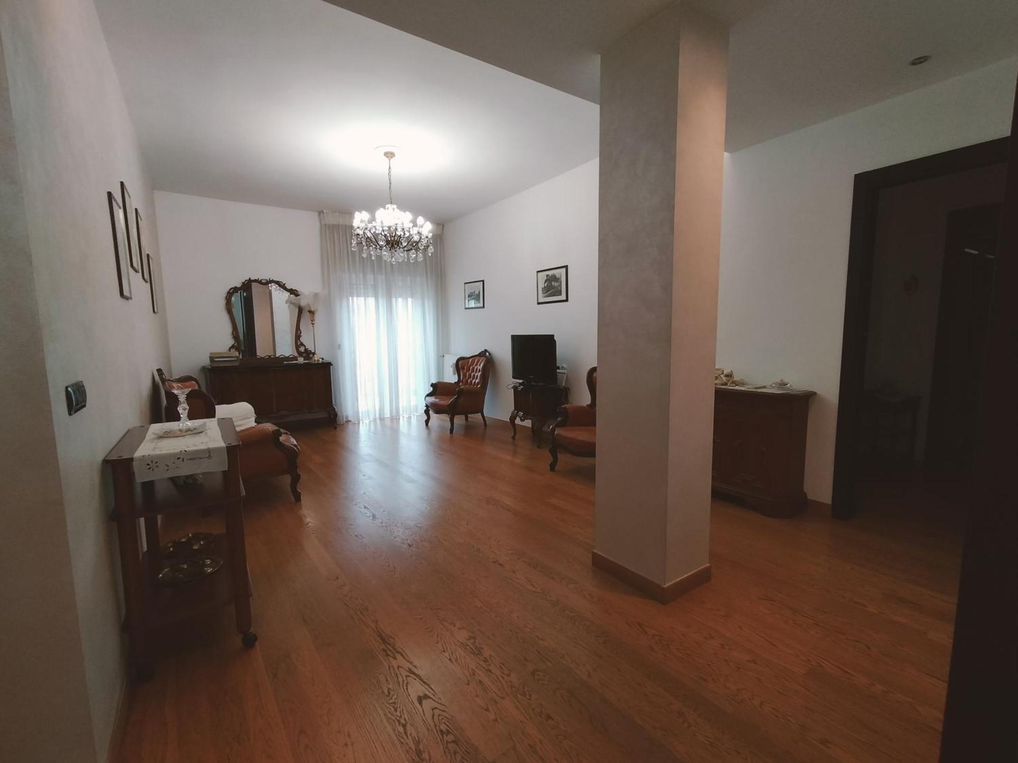 Bari 68 - Comfort Moderno & Fascino Antico Exteriör bild
